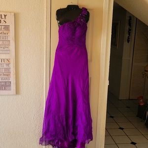 Purple night dress size 4